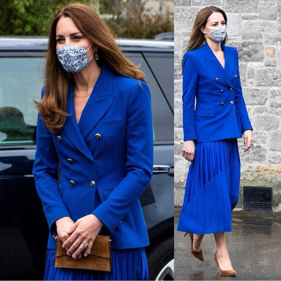 Zara Jackets & Blazers - Zara Double Breasted Cobalt Blue Gold Button Crepe Blazer Kate Middleton Size XS